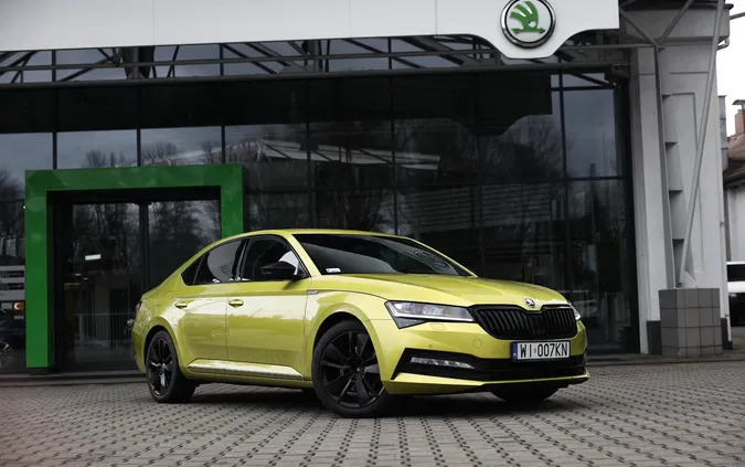 samochody osobowe Skoda Superb cena 115900 przebieg: 142300, rok produkcji 2020 z Katowice